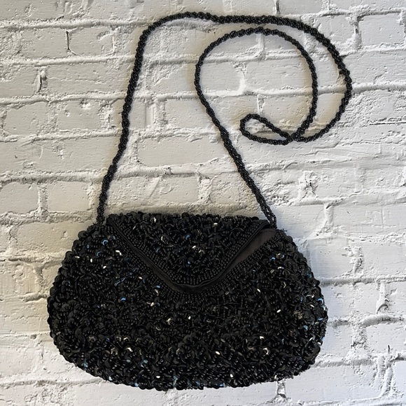 Vintage Handbags - VINTAGE | Beaded shoulder bag